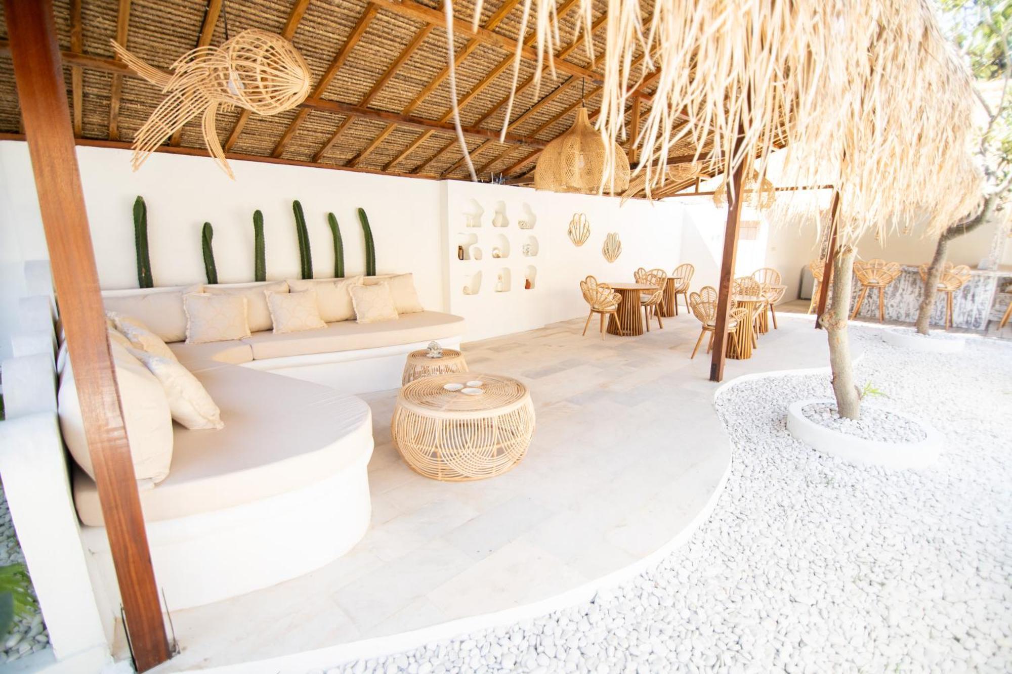 Isla De Agua Hotel Гили Еър Екстериор снимка