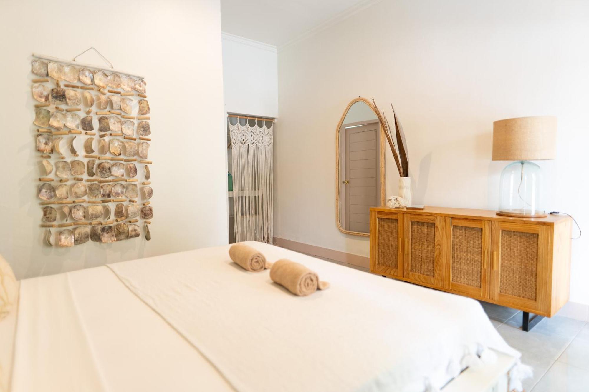 Isla De Agua Hotel Гили Еър Екстериор снимка